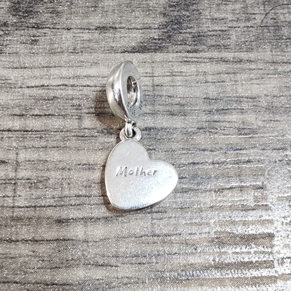 Pandora Mother Heart Charm - Picture 1 of 4